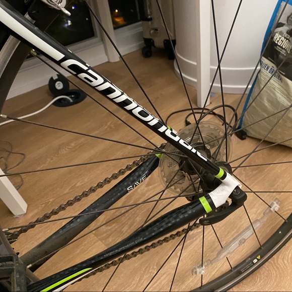 Cannondale Full Carbon bike - Picture 3 of 6